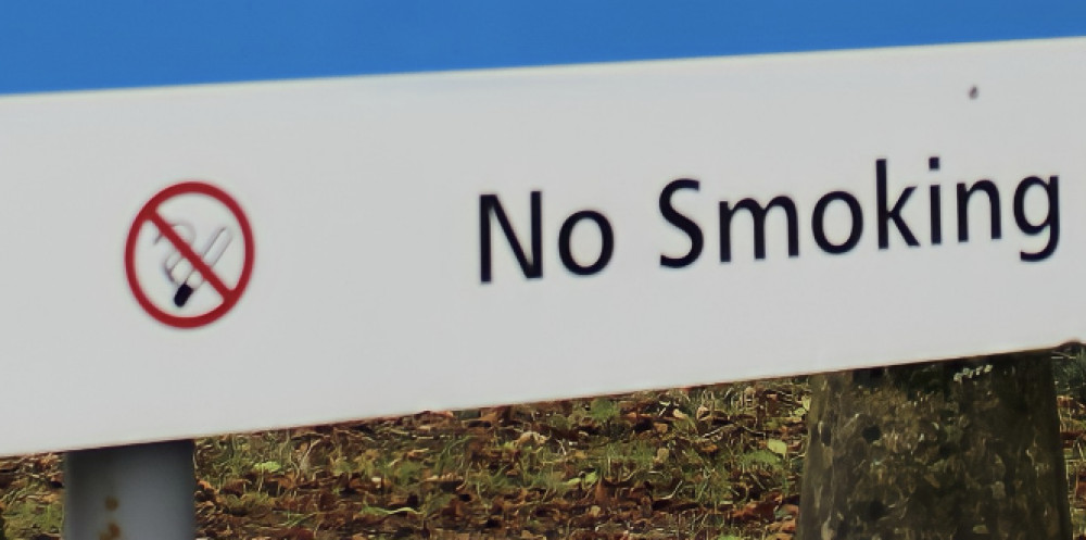 A 'No Smoking' sign in Macclesfield. (Image - Macclesfield Nub News)