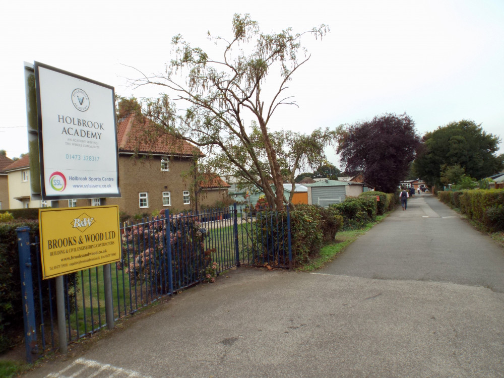 Below average Holbrook Academy (Picture: Nub News)