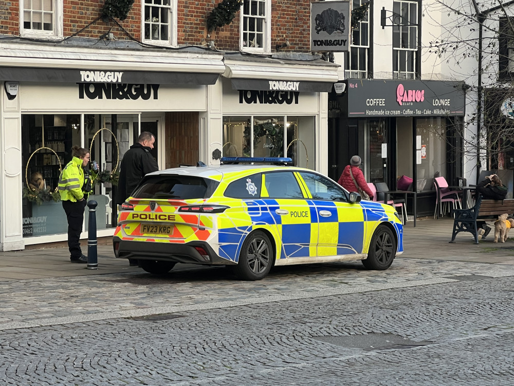 Cctv Appeal After Hitchin Town Centre Bank Card Theft Local News News Hitchin Nub News 