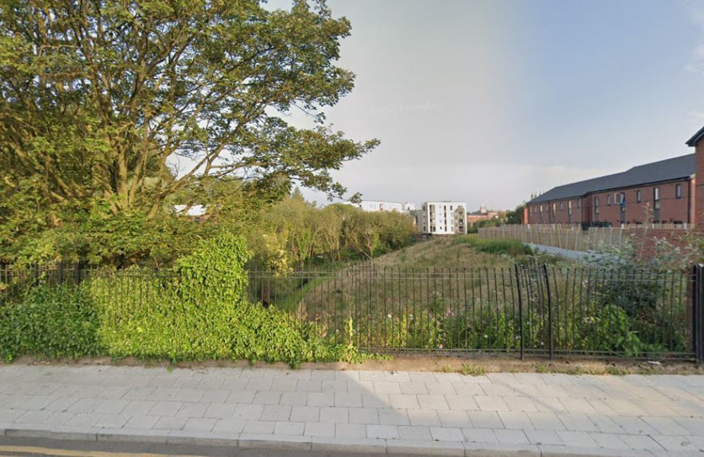 Land east of Hopes Carr road and north of Waterloo Road in Stockport town centre, the location of a new plan for 106 apartments (Image - Google Maps)