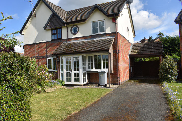 The two-bedroom property on Abbey Fields, Wistaston (Nub News).