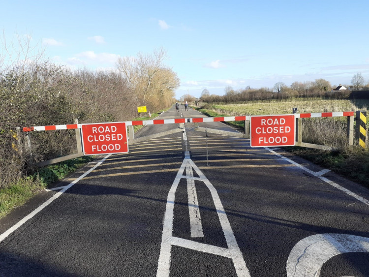 Persistent flooding keeps A361 between Glastonbury and Taunton