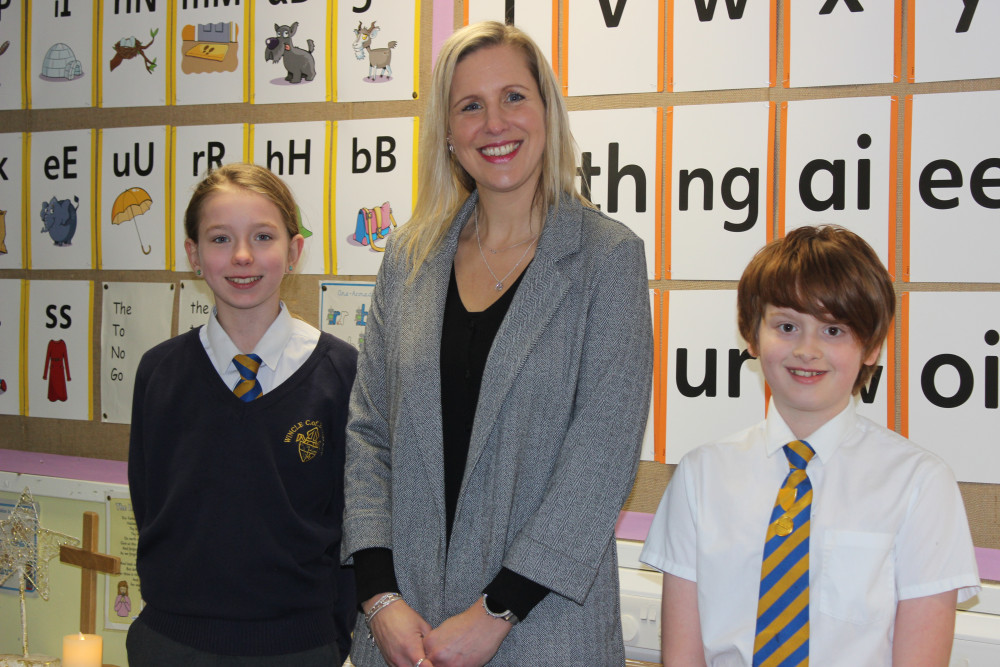 Wincle CE Primary School Headteacher Mrs Sarah Smith with Head Girl Jasmine and Head Boy Max. (Image - Macclesfield Nub News)