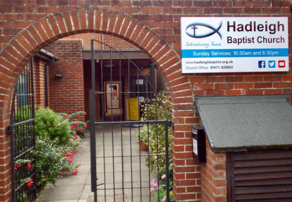 Hadleigh  church (Picture: Nub News)