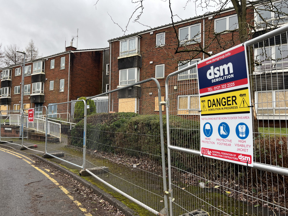 Doris Robinson Court, on Viscount Walk in Meir, is currently being demolished (Nub News).