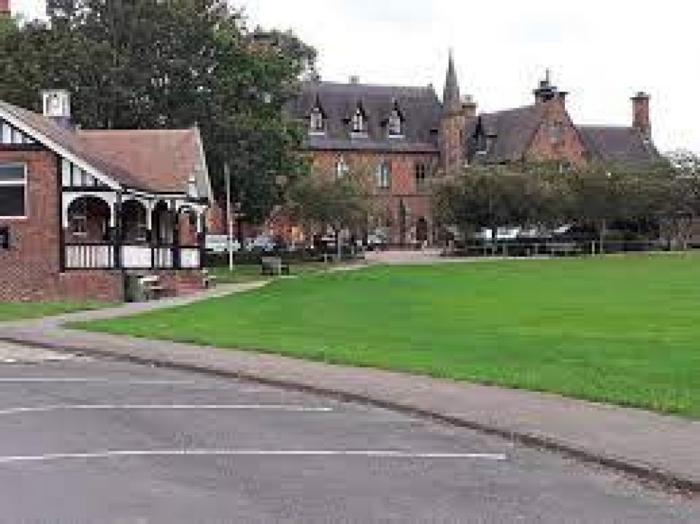 Celebrate all that's good about Sandbach and check out our local jobs guide. (Photo: Nub News)