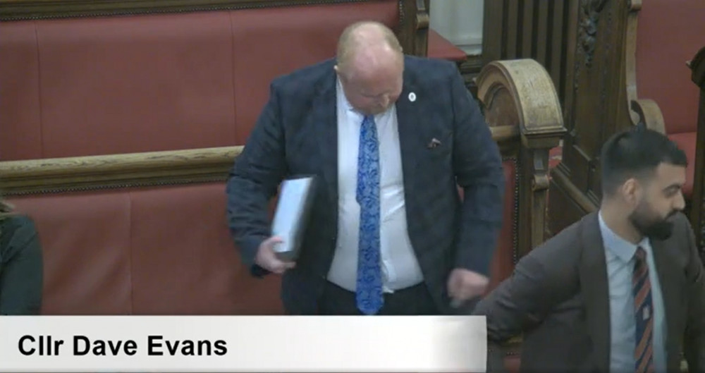 Councillor Dave Evans walked out of a recent meeting after accusing Labour members of 'grandstanding' (Image supplied).