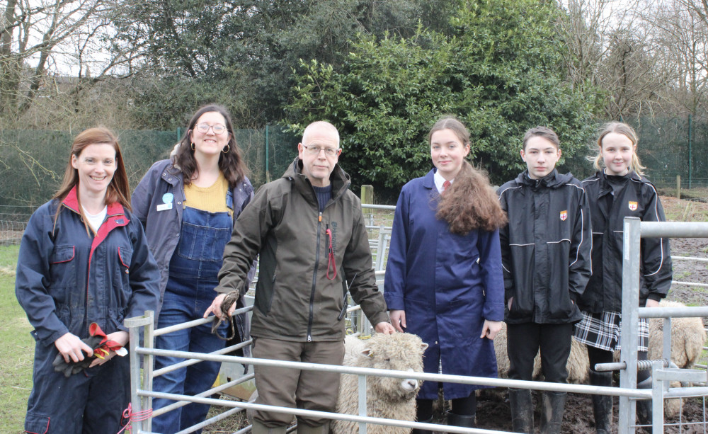 Left to right: Mrs Jennifer Needham of All Hallows School Farm, Co-op Macclesfield Member Pioneer Louise Little, Full-time All Hallows School Farm employee Nigel Leake, and students of All Hallows Catholic College that are interested in the All Hallows School Farm. (Image - Macclesfield Nub News) 