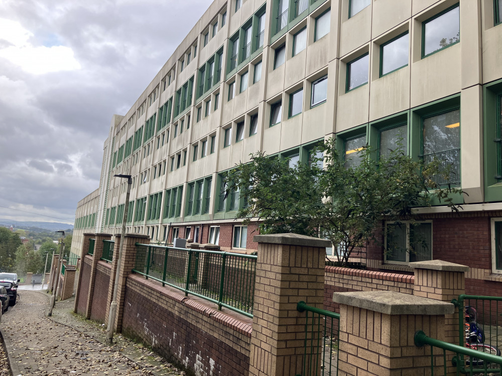 A picture of an accommodation building at the Stockport Homes Lancashire Hill estate (Image - Declan Carey LDRS)