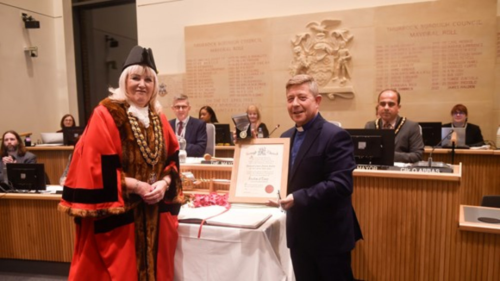 Mayor Cllr Sue Little presented Rev Cannon Darrenb Barlow with the Freedom of the Borough of Thurrock. 