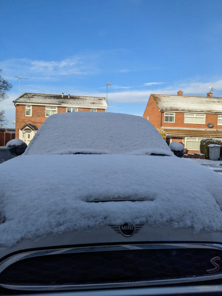 Swansway advise that driving in winter conditions, especially black ice and snow, requires preparation and caution. (Photo: Nub News)