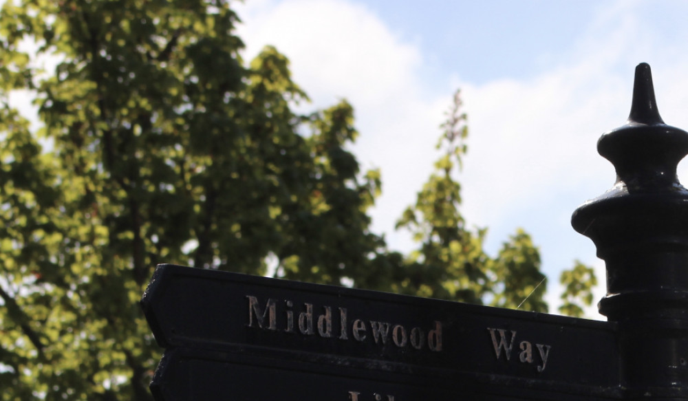 A Macclesfield sign pointing towards The Middlewood Way. (Image - Macclesfield Nub News)