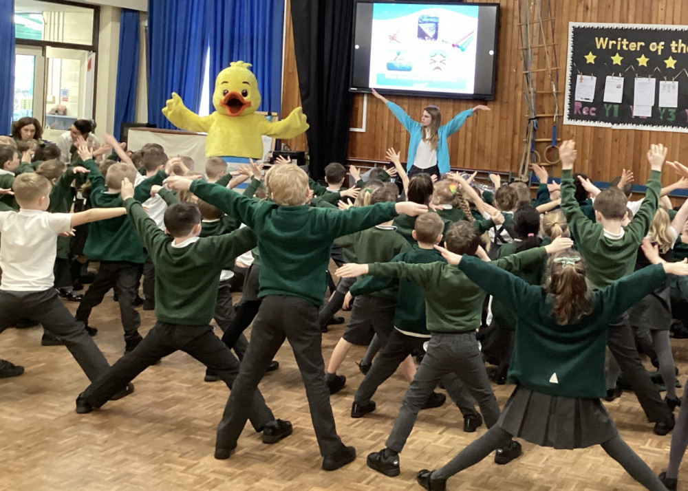 Teaching water safety to kids in schools is one of many facets puddle ducks offer. (Image - Puddle Ducks) 