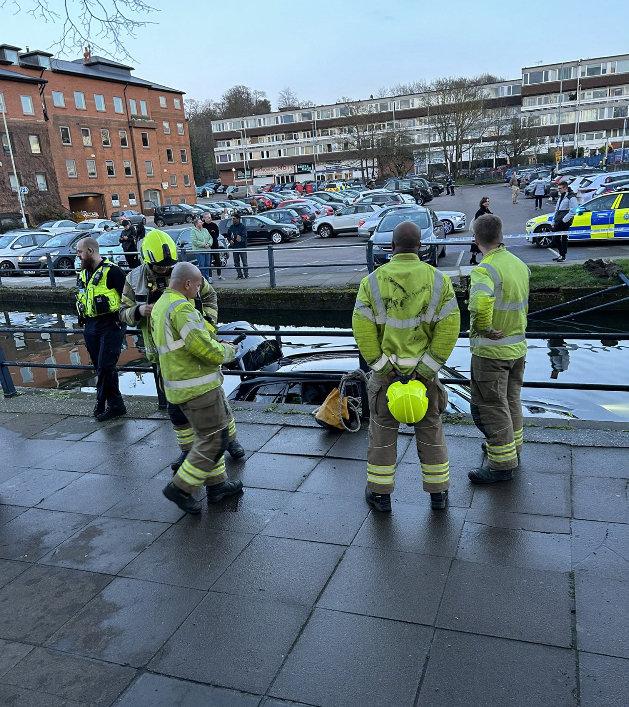 Making a splash: SUV ends up in the River Hiz after taking the wrong turn in the wrong gear. CREDIT: Supplied to Nub News 