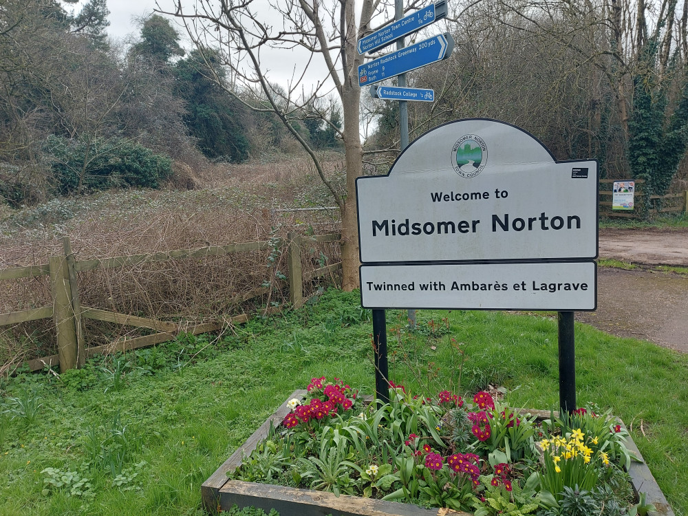Midsomer Norton welcome sign image Midsomer Norton Nub News 