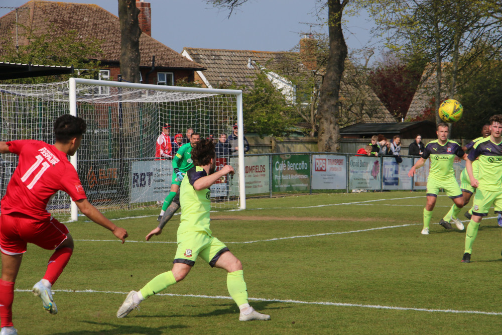 Andre Hassanally (11) back at Felixstowe (Picture: Nub News)