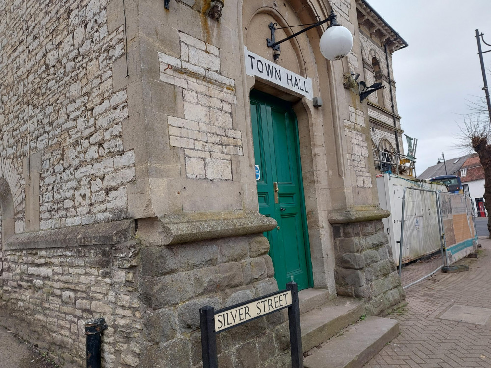 Midsomer Norton Town Hall sits on one end of Silver Street, image Nub News