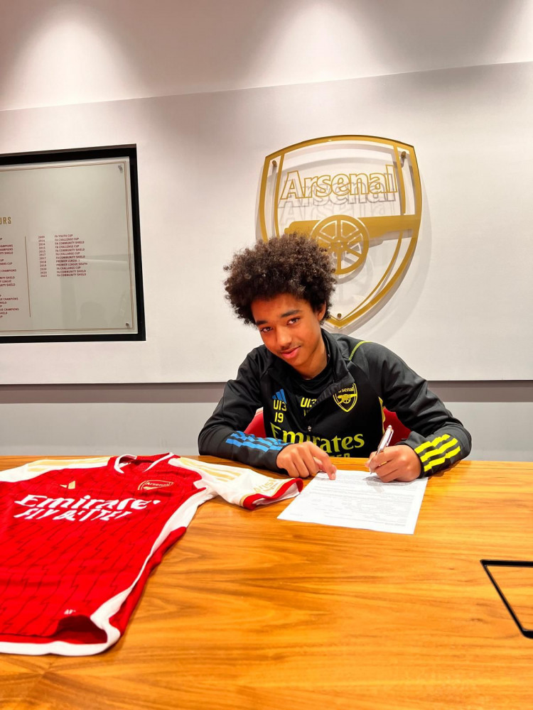 Reiss Tweneboa-Kodua signs for Arsenal. 