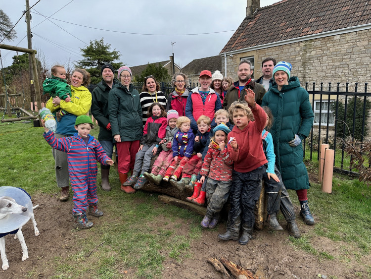 Parents and students at Shoscombe primary have planted a 120 sapling hedge to help wildlife, image Shoscombe School