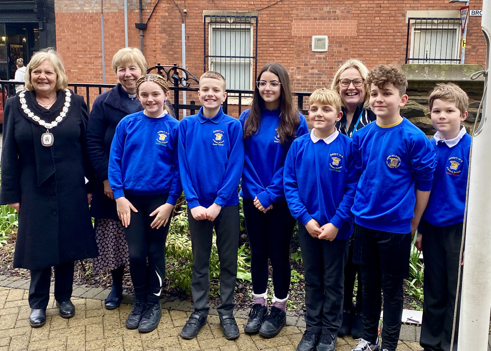 Pupils from Ashby CofE Primary School attended the service with town Mayor, Cllr Avril Wilson, Rev. Sue Field and the school's Co-Head Teacher, Jo Trahearn. Photos: Ashby Nub News