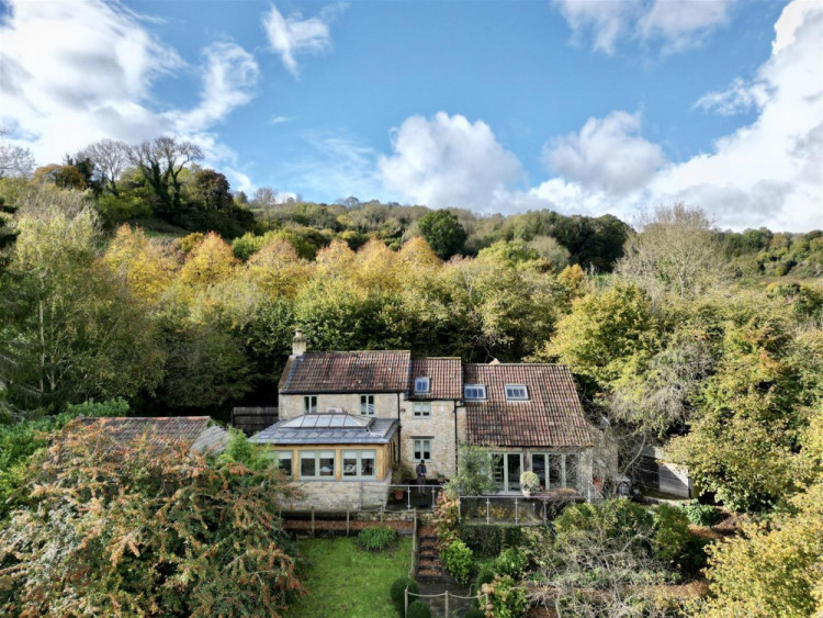 A short hop from Bath this detached four bedroomed home is a perfect spot to unwind, image Rivendell Lettings