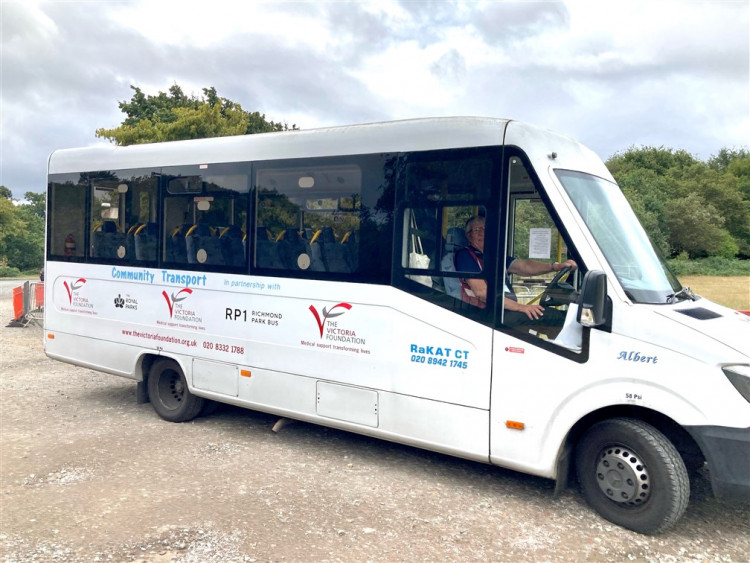 "Albert" The Richmond Park Free Minibus