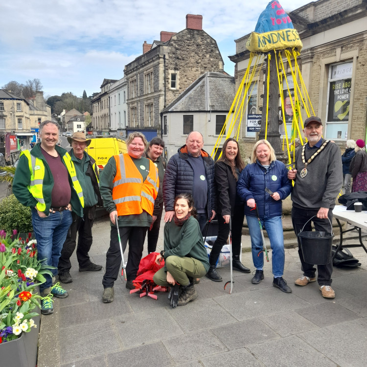 FTC staff and councillors after the litter pick, image Frome Town Council 