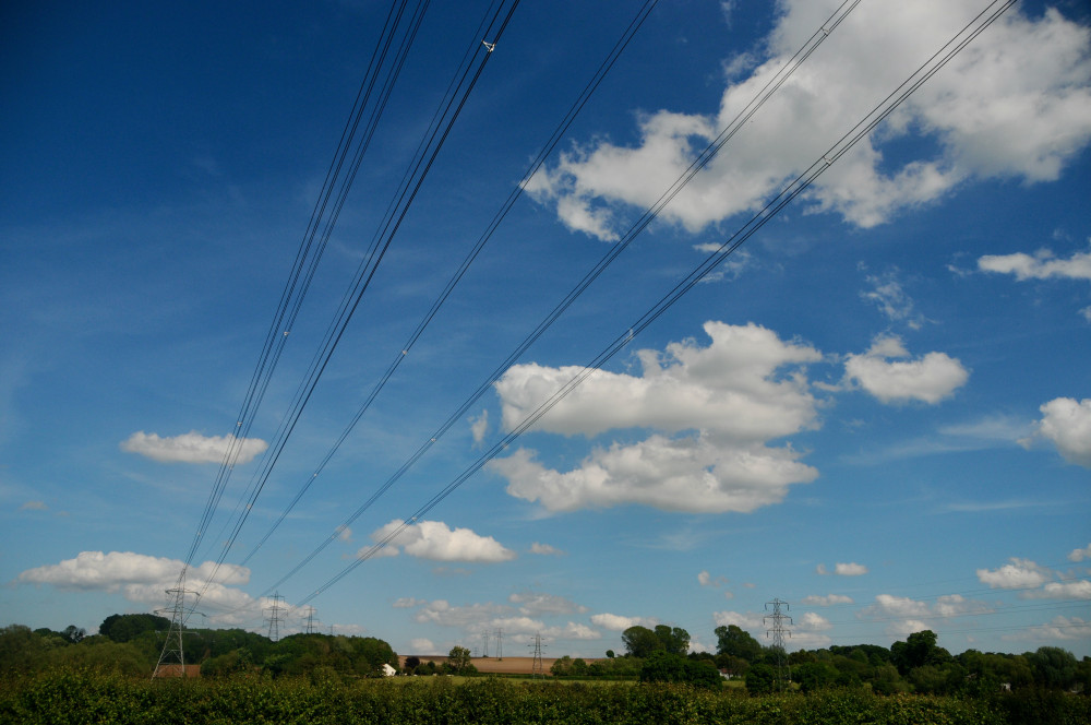 Pylon wires blight on tourism (Picture: Nub News)