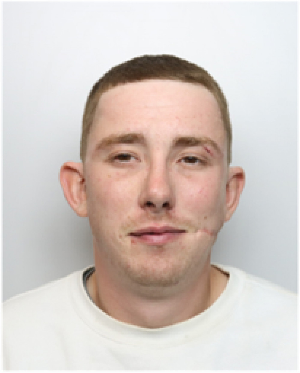Cameron Smith is wanted in connection with an assault in Congleton. (Photo: Cheshire Police)