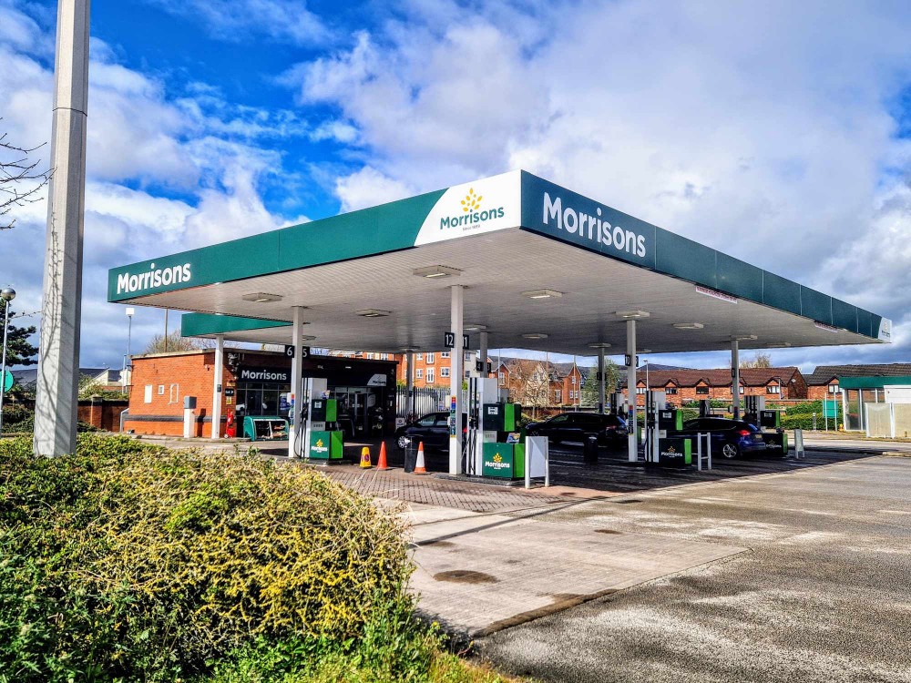 Motor Fuel Limited seeks to extend Dunwoody Way Service Station's opening hours to 12am, seven days per week (Ryan Parker).