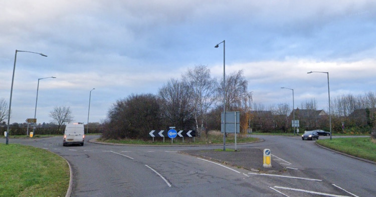 Firefighters from across South Warwickshire were called to the crash near Wellesbourne (image via Google Maps)