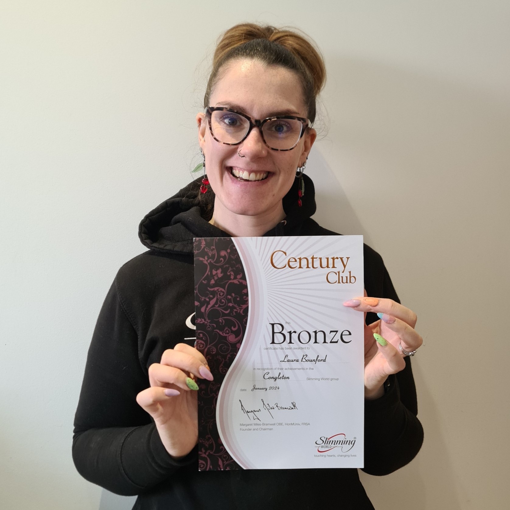 Laura with her prestigious Bronze Award. Image credit: Laura.