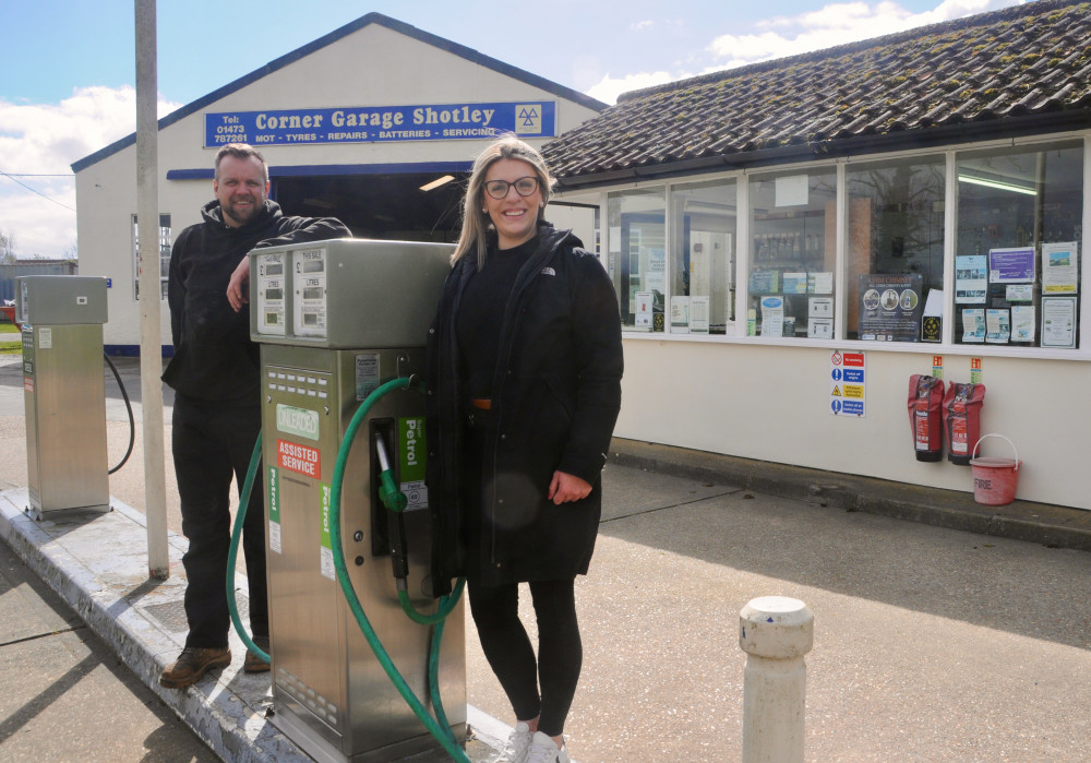 New Corner Garage owners Lee Mcglachie and Lauren Hammond (Picture: Nub News)