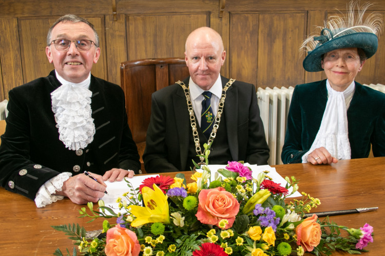 Richard (left) and Geraldine (right) at the recent Oakham Castle ceremony where Richard was sworn in. Image credit: Clarke PR & Media.