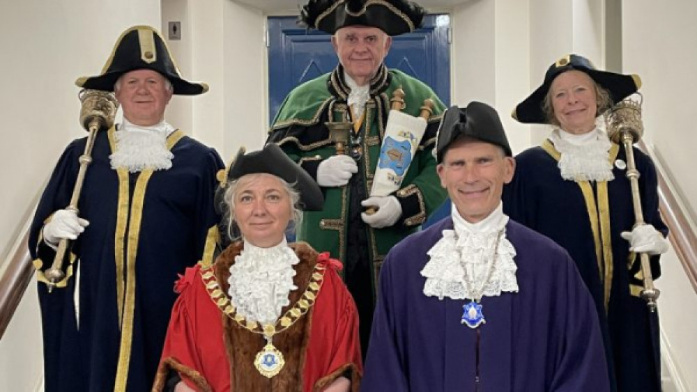 The Macebearers carry the responsibility of bearing the mace (photo: Glastonbury Town Council) 