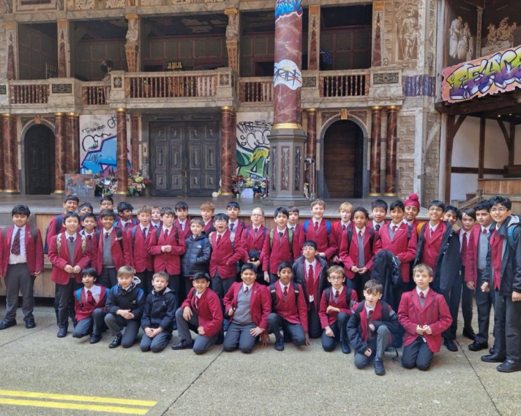 The Mall School's Year 6 class on a school trip (Photo: The Mall School)