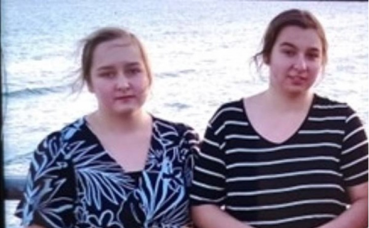 Missing sisters Leandra and Angelina Kuhl. Photo via Leicestershire Police