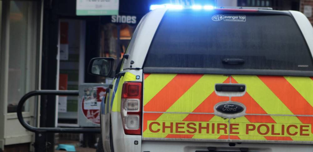 A Cheshire Police car in Macclesfield town centre. (Image - Macclesfield Nub News)