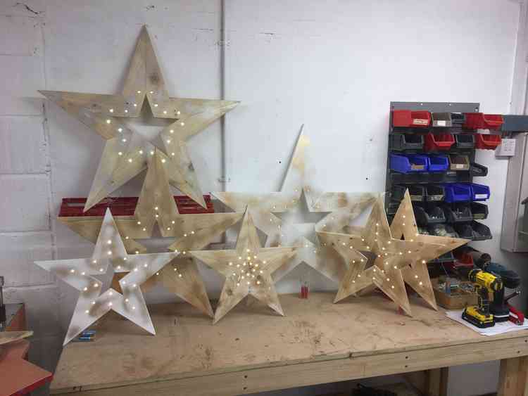 Wooden stars