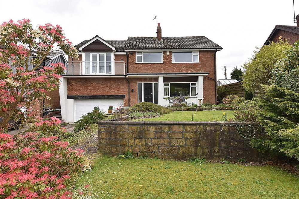 Four bedrooms, stunning views, and the benefits of countryside living. Fancy living here? (Image - Holden & Prescott Macclesfield) 