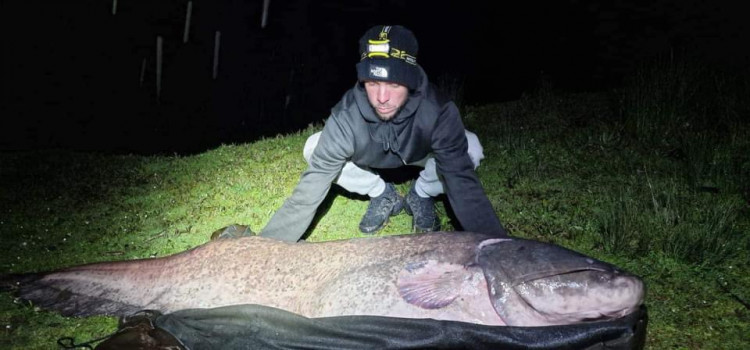 Darren with his huge catch. (Photo credit: Chigboro Fisheries)