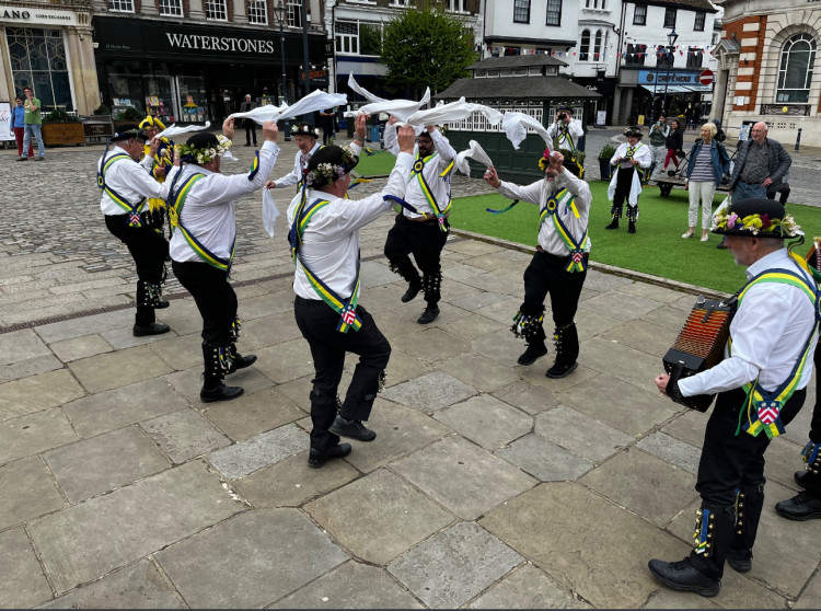 May Day welcomed by Morris men dancing in Hitchin Market Place - gallery and video. PICTURE CREDIT: Steve Biggs / Nub News 