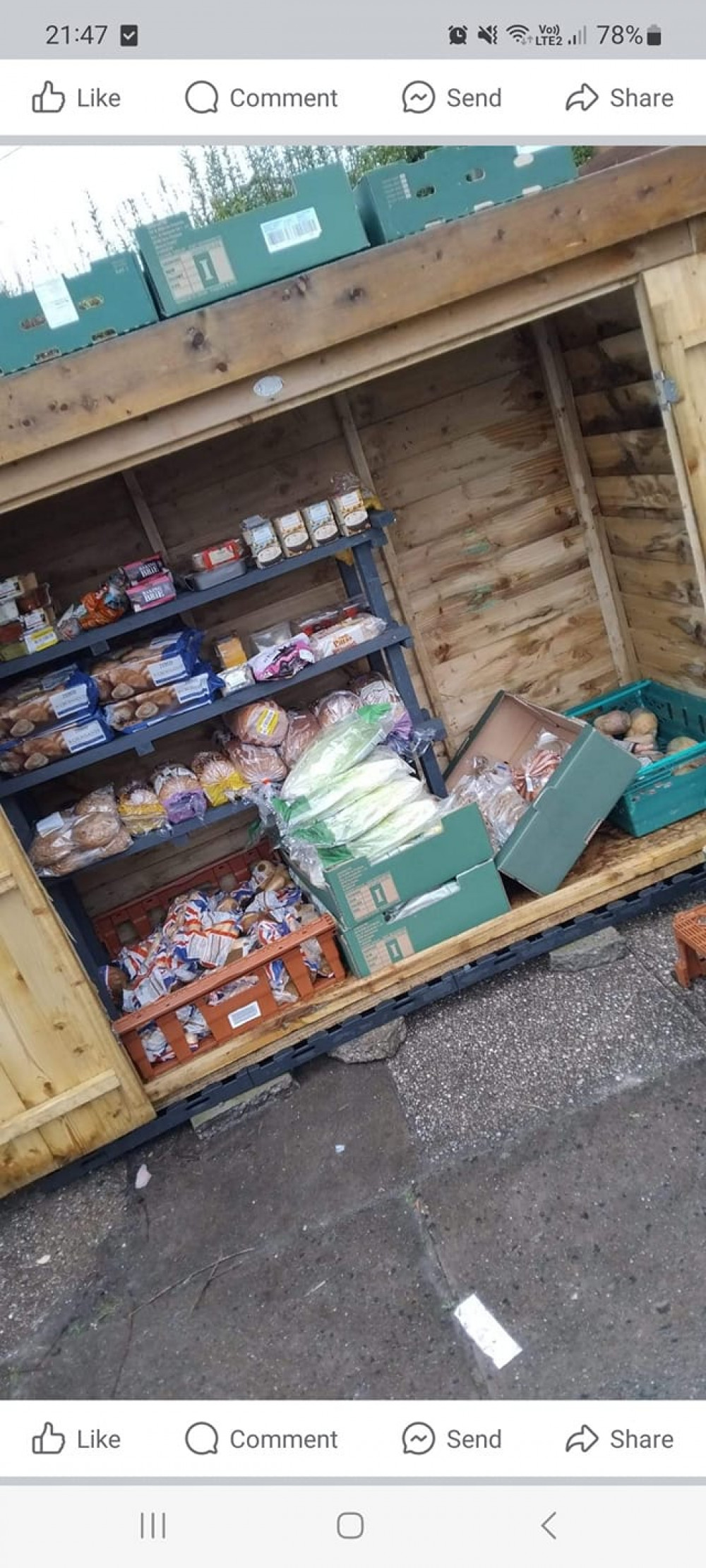 A JustGiving page has been launched to buy an emergency shop for families waiting for the food bank. (Photo: The Alsager Shed)