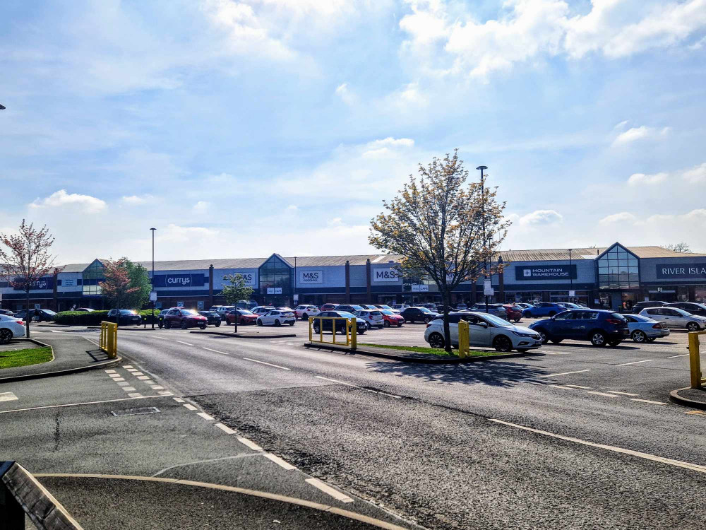 Christopher Sedgley, 37, and Daniel Hough, 33, were both arrested in the Grand Junction Retail Park area of Crewe (Nub News).