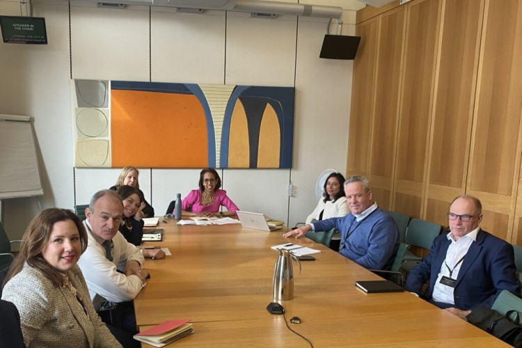 Dirty looks: Talks between local MPs with Thames Water prove unproductive. (Photo: Munira Wilson MP)