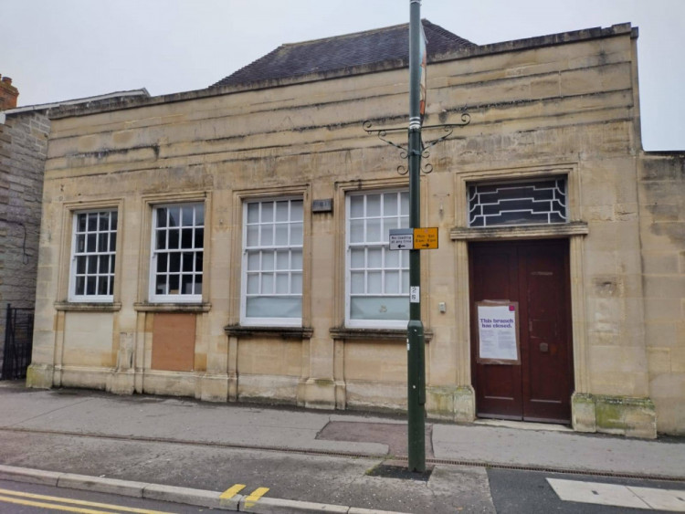 The former Natwest bank in Street looks set to become a new coffee shop (Photo: Nub News) 