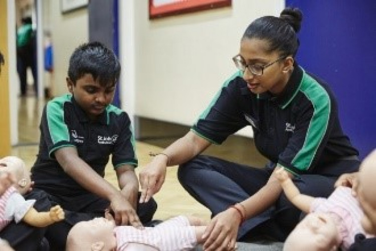 Cadet demonstrating first aid. Image credit: St John Ambulance. 