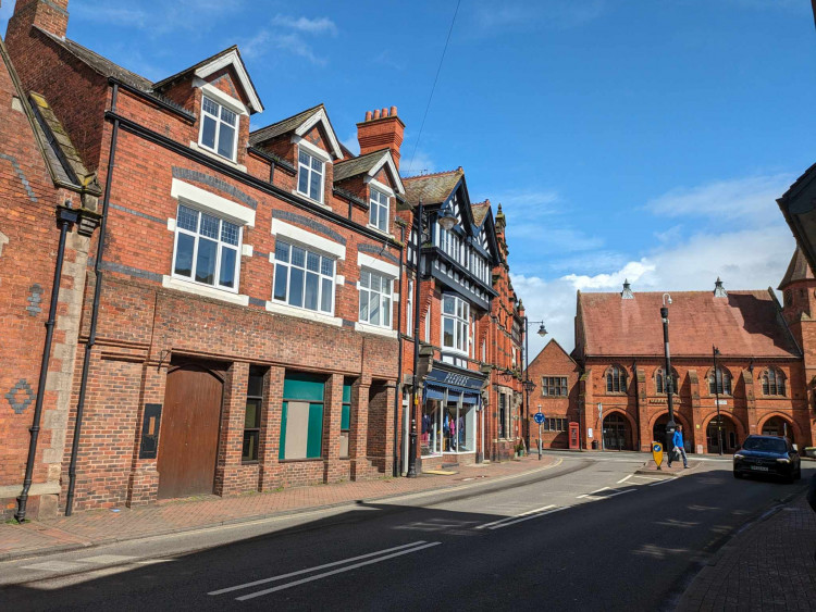 Celebrate all that's good about Sandbach and check out our local jobs guide. (Photo: Nub News)