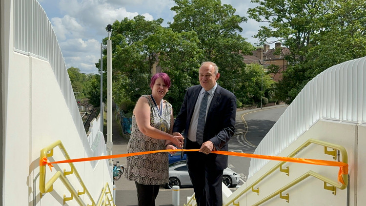 Sir Ed Davey and Mayor of Kingston Liz Green open the upgrades, part of a congestion relief scheme at Surbiton station. (Photo: Network Rail)