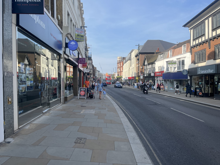 Richmond councillors have raised concerns over withdrawal of 'crucial' £1m air quality grant that would help improve town centre hotspots (credit: Cesar Medina).